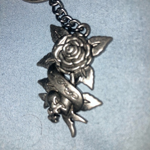 Ed Hardy Silver Tone Rose Keychain - Picture 3 of 5
